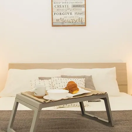 Rental In Rome - Santa Maria Novella Palace Florenz Exterior foto