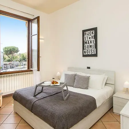 Rental In Rome - Santa Maria Novella Palace Florenz Exterior foto