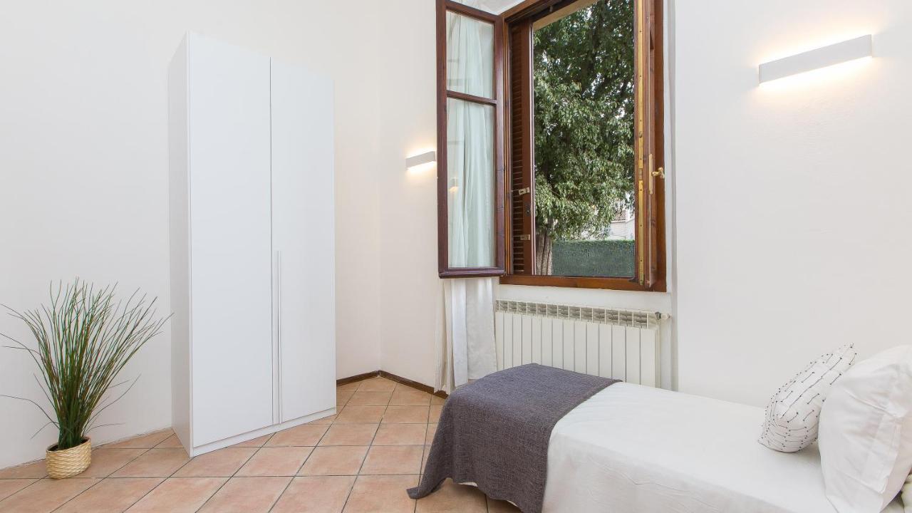 Apartamento In Rome - Santa Maria Novella Palace